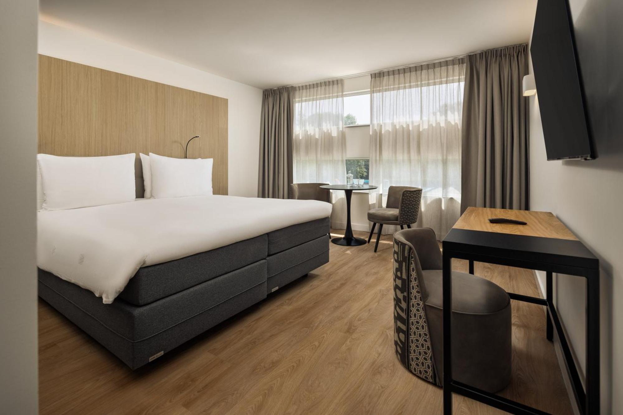 Westcord Art Hotel Amsterdam 4 Stars Exterior photo
